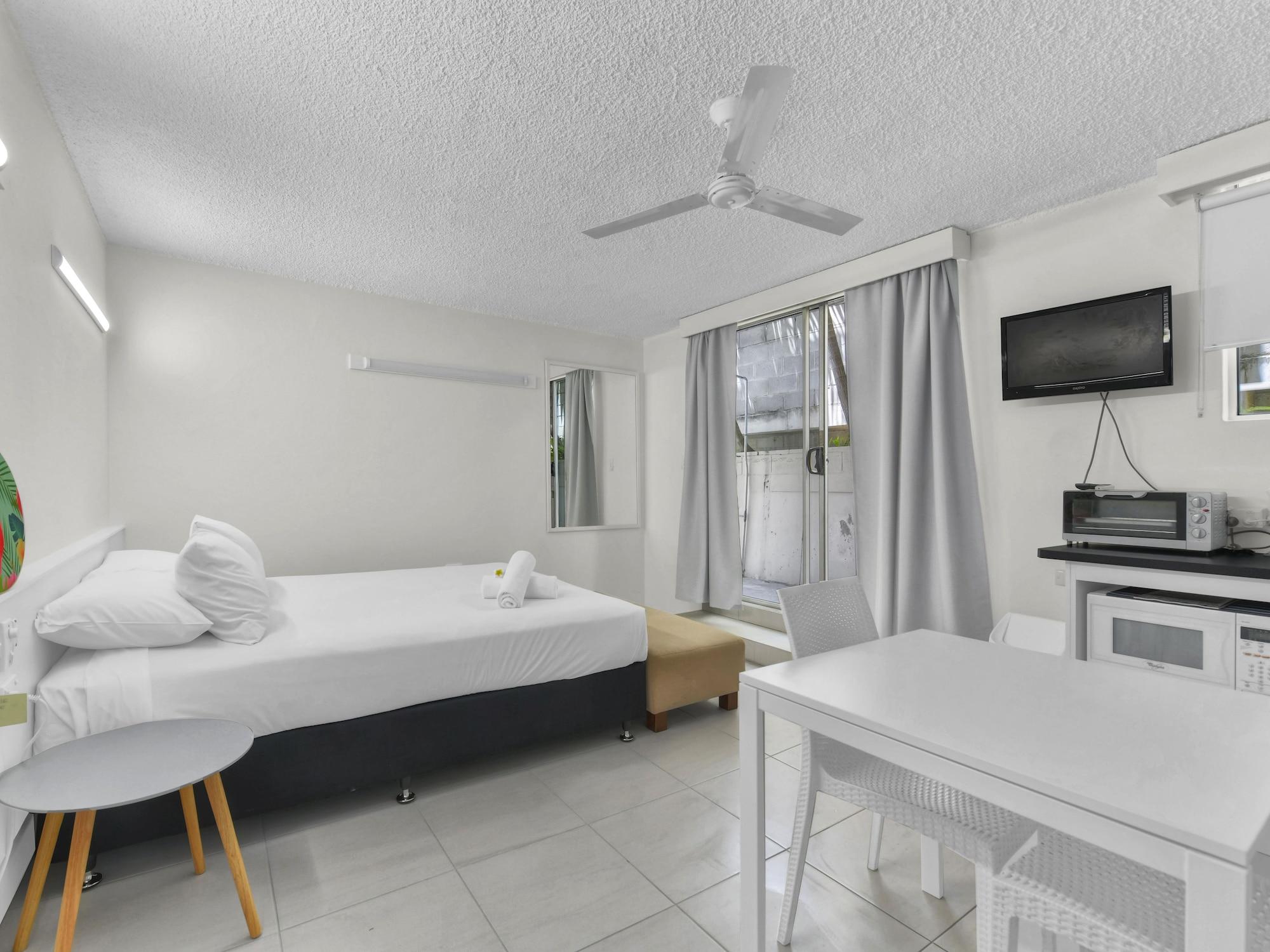 Camden Motor Inn Mermaid Beach Exterior foto