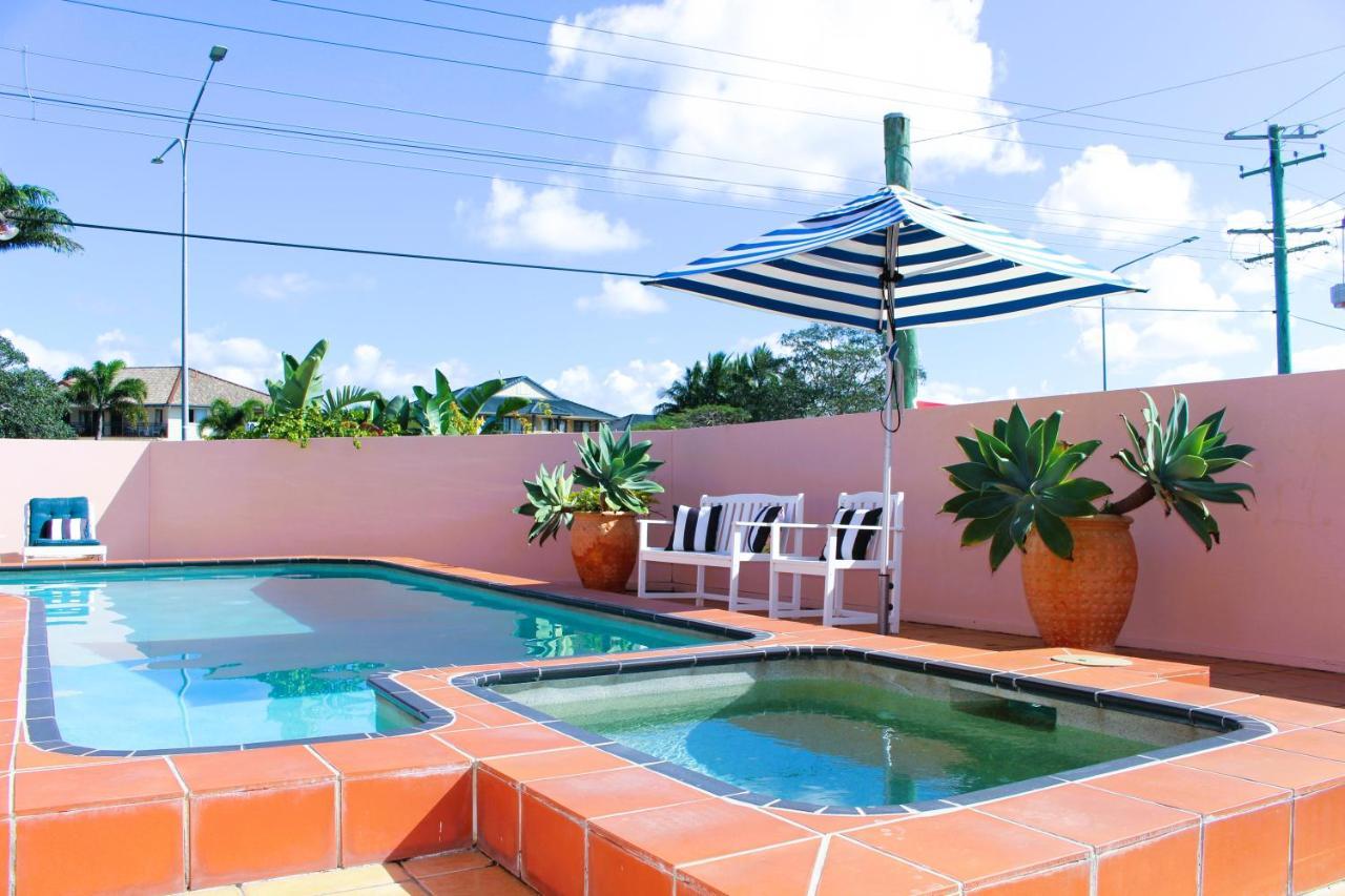 Camden Motor Inn Mermaid Beach Exterior foto